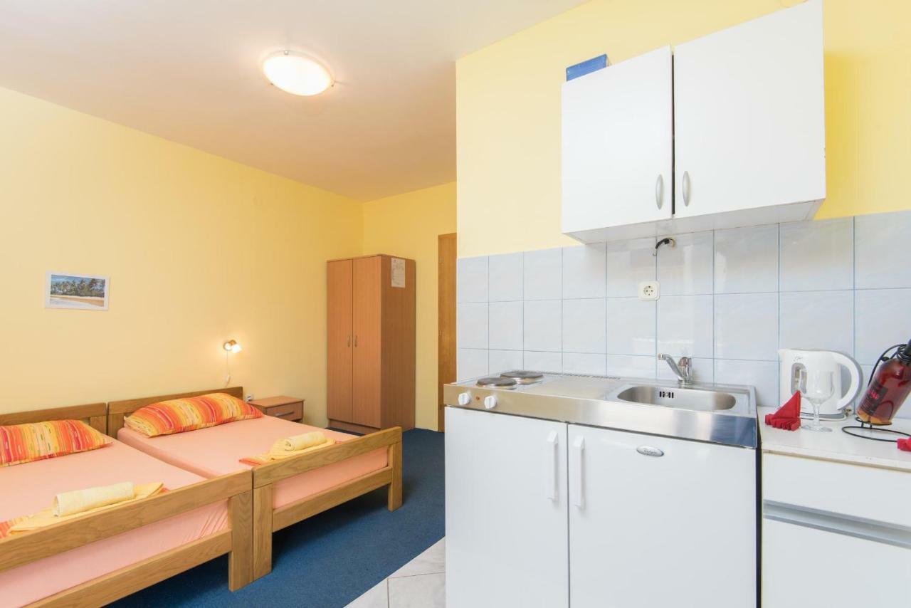 Apartmani Villa Lidija Orebić Eksteriør bilde